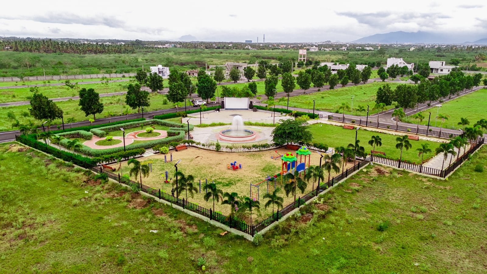 PremiumCommercial Land / Plots & Villas for sale in Kovil Palayam